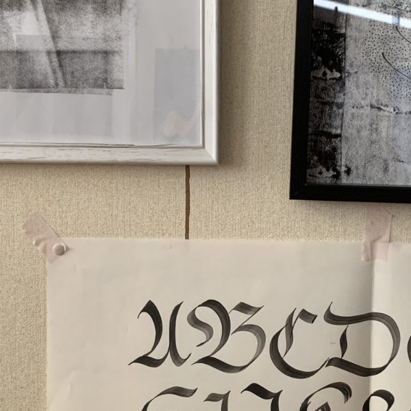 Detall de cal·ligrafia històrica